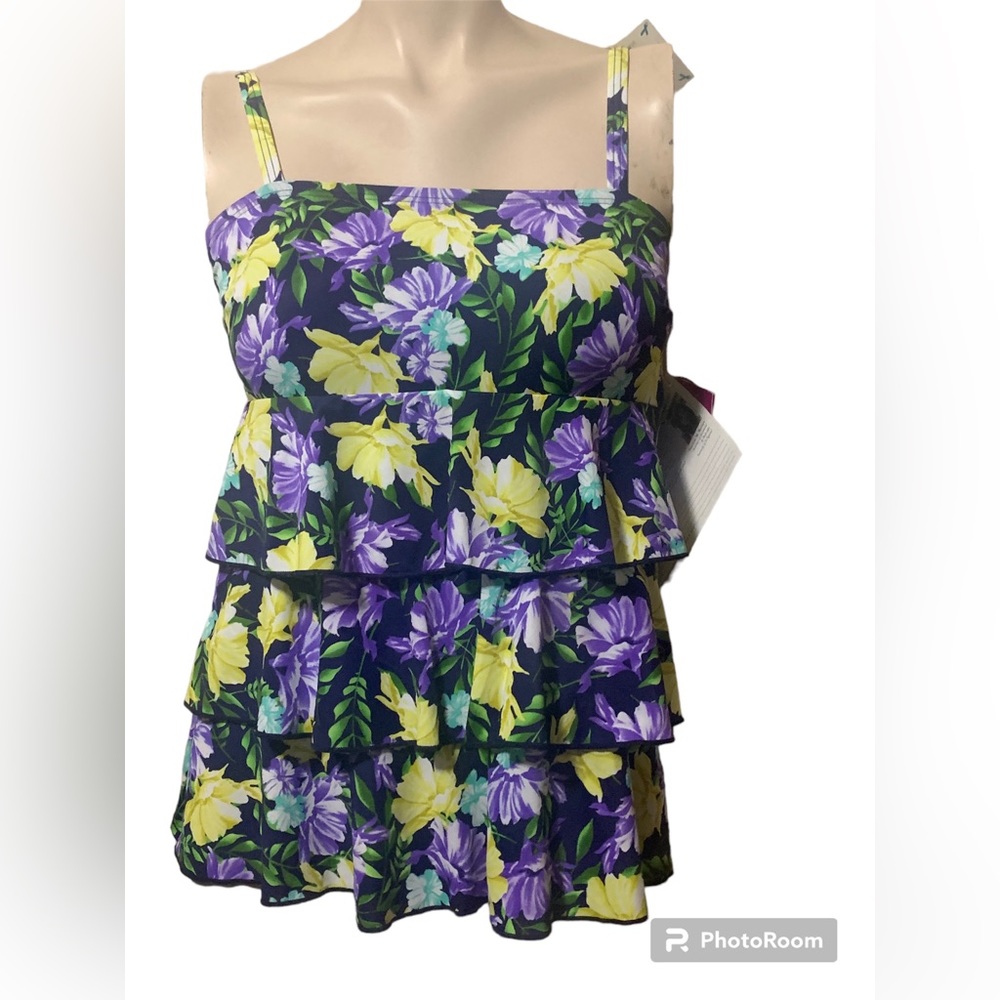 A Shore Fit Floral Tier Swimsuit Tankini Top